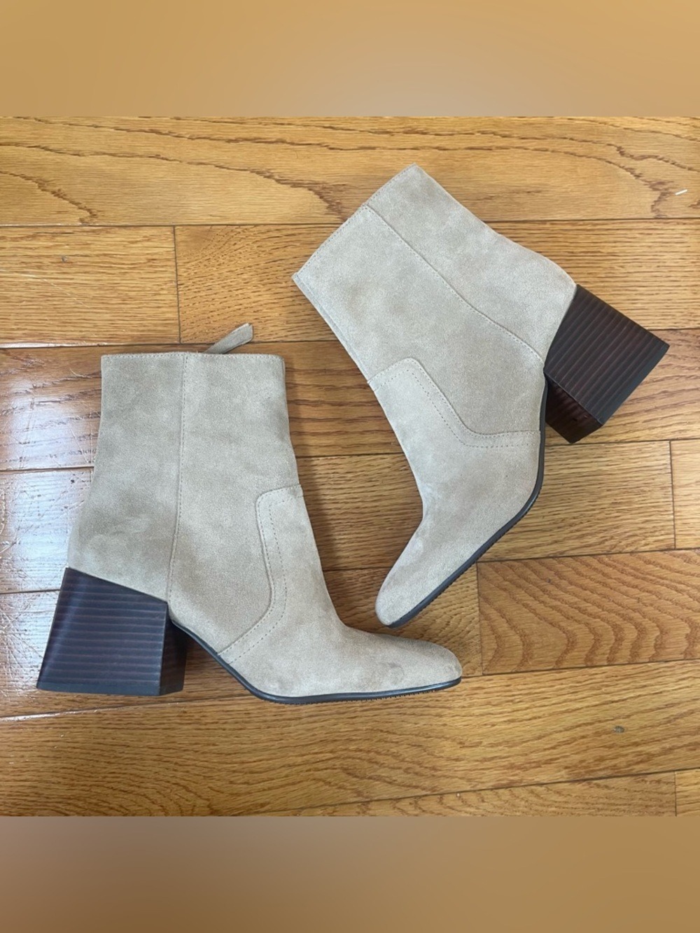 Blondo Salome Waterproof Taupe Suede Block Heel Ankle Boot Sz 8.5 Quiet Luxury - Picture 11 of 13